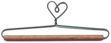19cm Quilt hanger heart/stained dowel