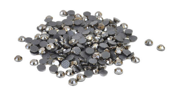 Silhouette Crystal 5mm Metallic 100pcs Silhouette Crystal 5mm Metallic 100pcs